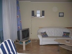Wohnzimmer mit Fernseher